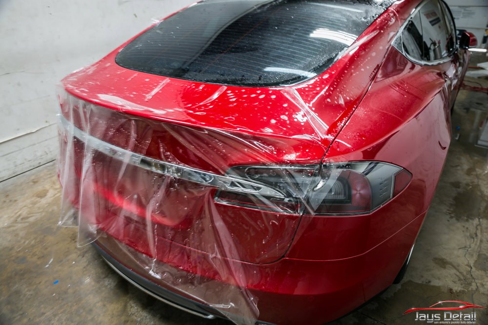 Tesla Model S hatch
